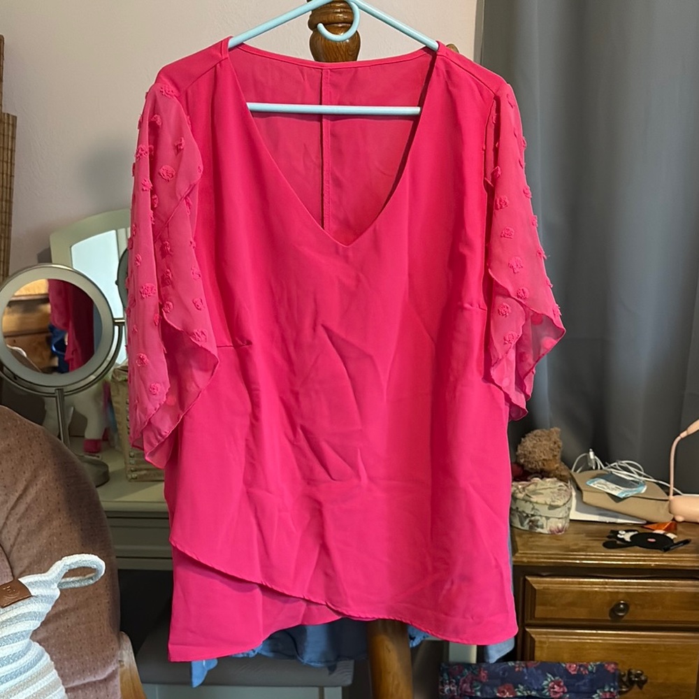 Women's Pink Top